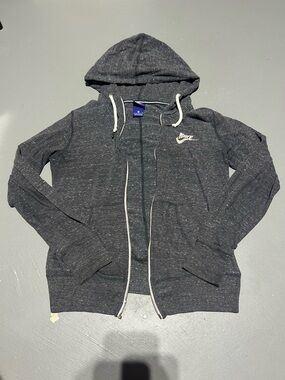 Nike Gray Zip-Up Hoodie (Women’s Medium)